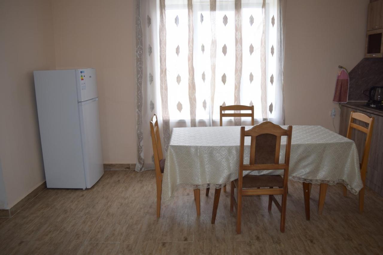 Home Garni Exterior photo