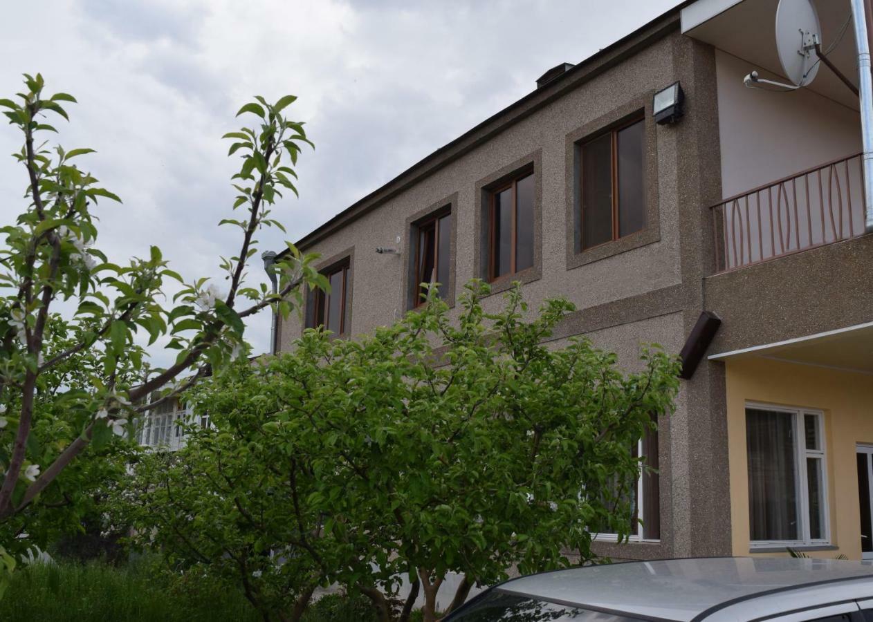 Home Garni Exterior photo